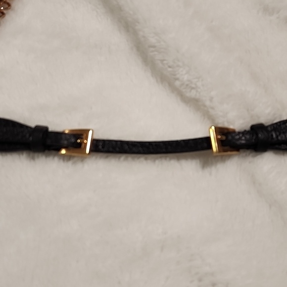 PRADA - Picture 2 of 6